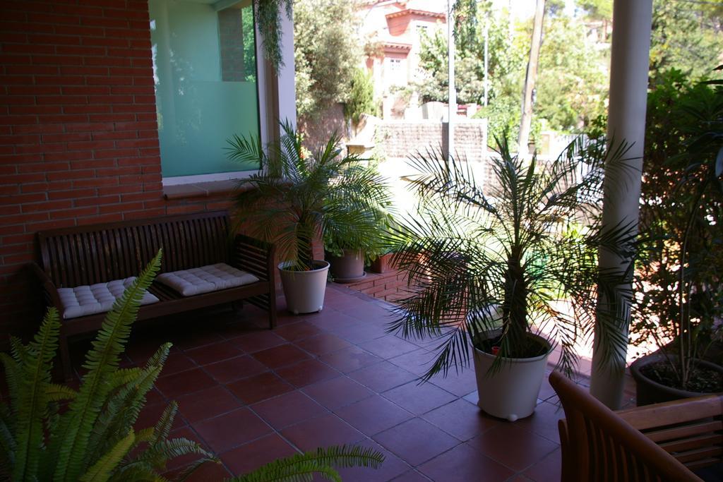 B&B Inés Sant Cugat del Vallès Esterno foto