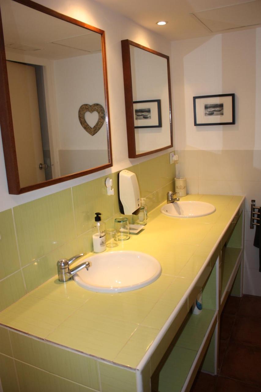 B&B Inés Sant Cugat del Vallès Esterno foto